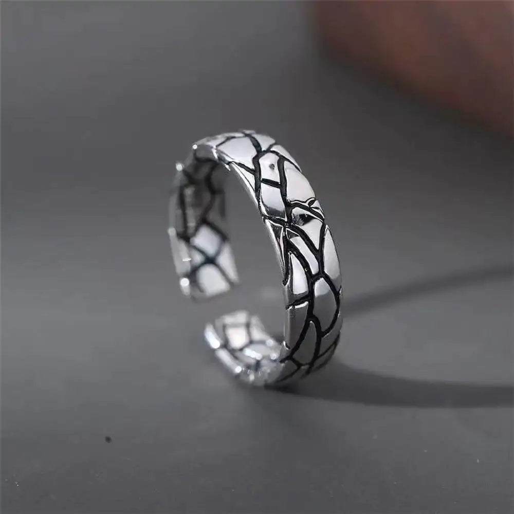 Simple Pattern Ring