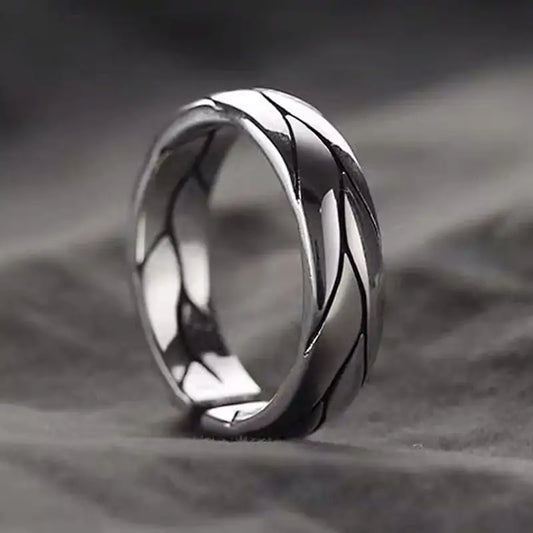 Simple Pattern Ring