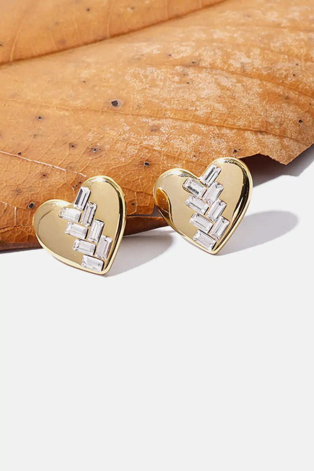 Inlaid Glass Heart-Shaped Stud Earrings